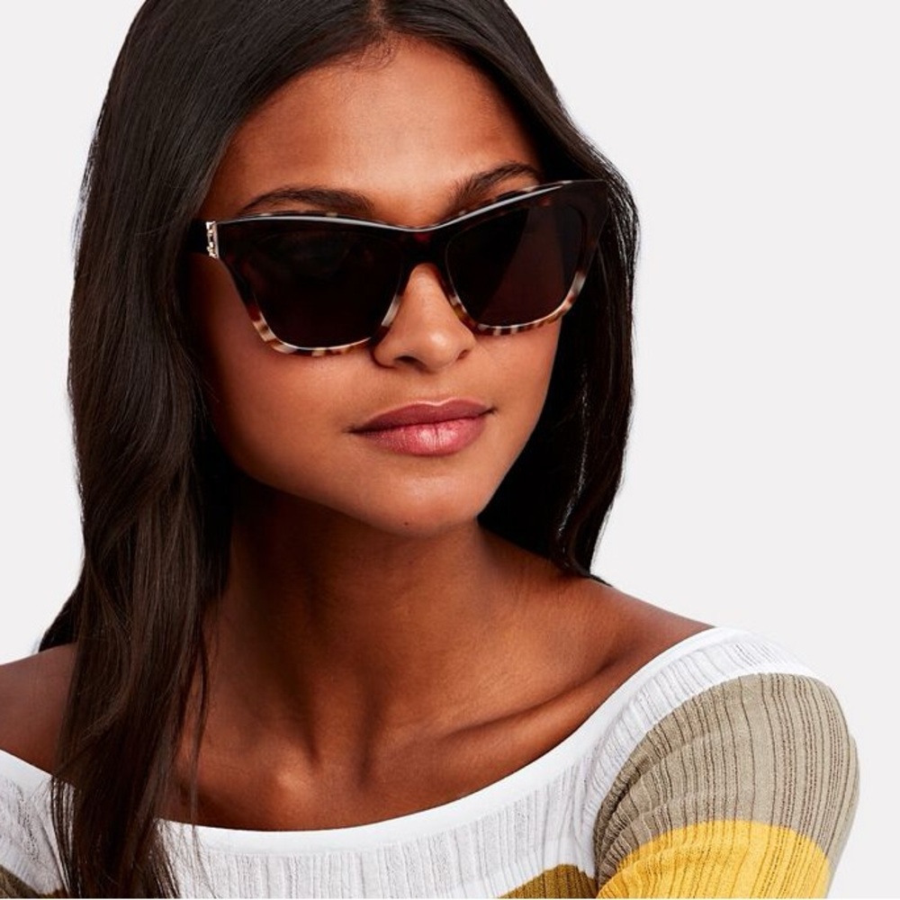 NWOT 
Saint Laurent tortoise shell frames. 
sunglasses model: Sl m79 003